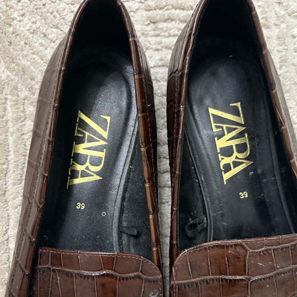 Zara Dark Brown Embossed Loafers - Picture 2 of 4